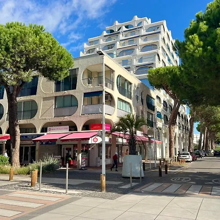Grand Et Commerces A Pied Апартаменты *